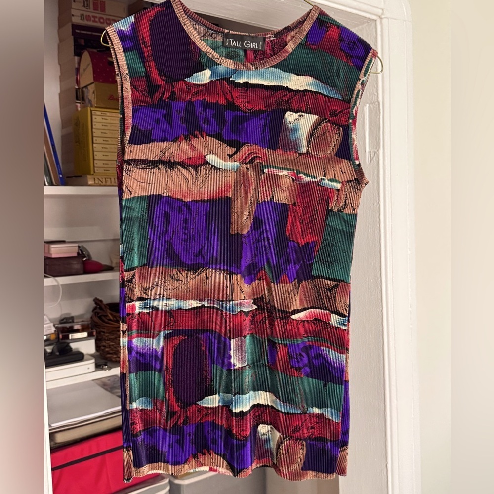 ✨🌈 Long Tall Sally Abstract Tunic Top – Elevated Artistry for the Modern Girl🌈